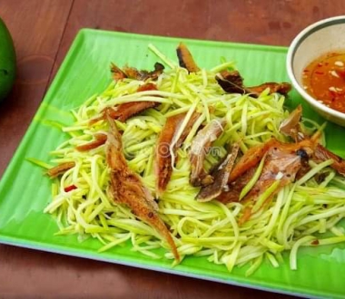 GỎI XOÀI KHÔ LÓC