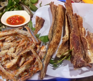 KHÔ ĐUỐI MẮM ME